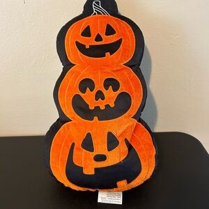 Halloween decorative pumpkin pillow
